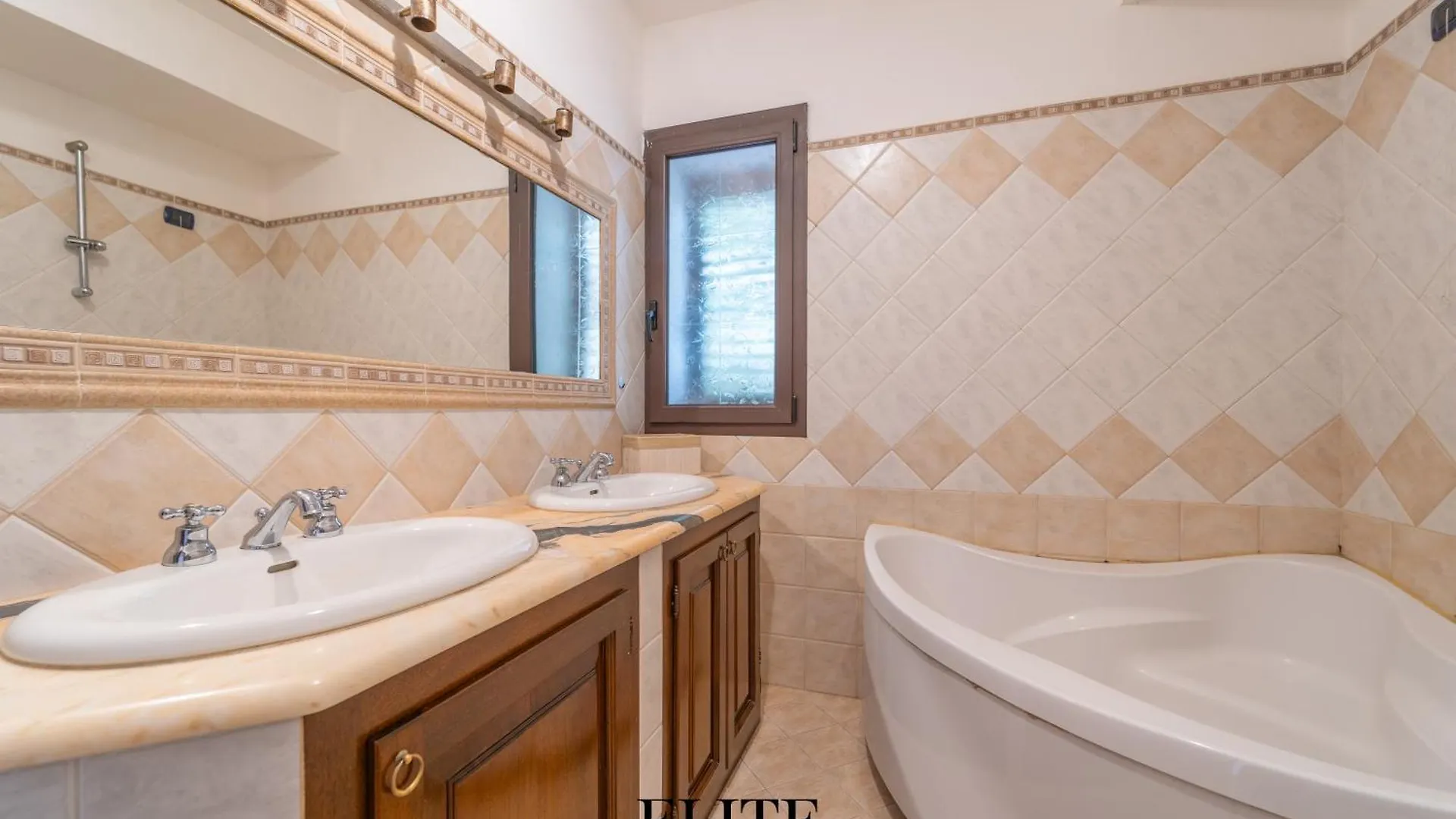 B&B My Home Al Centro Di Olbia Maison d'hôtes